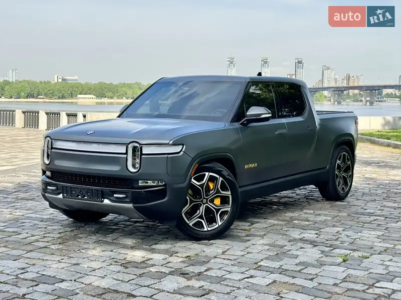 Внедорожник / Кроссовер Rivian R1T 2022 в 