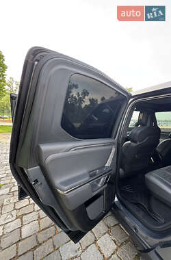 Позашляховик / Кросовер Rivian R1T 2022 в 