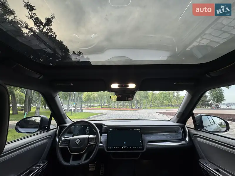 Внедорожник / Кроссовер Rivian R1T 2022 в 
