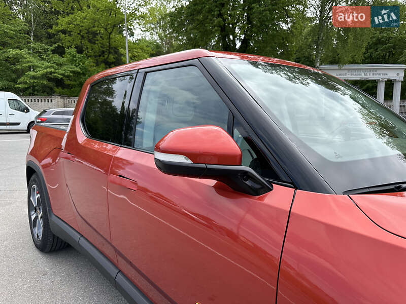Пикап Rivian R1T 2023 в Виннице