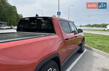 Пикап Rivian R1T 2023 в 