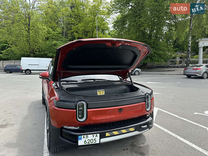 Пикап Rivian R1T 2023 в Виннице