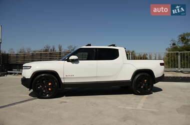 Пікап Rivian R1T 2022 в 
