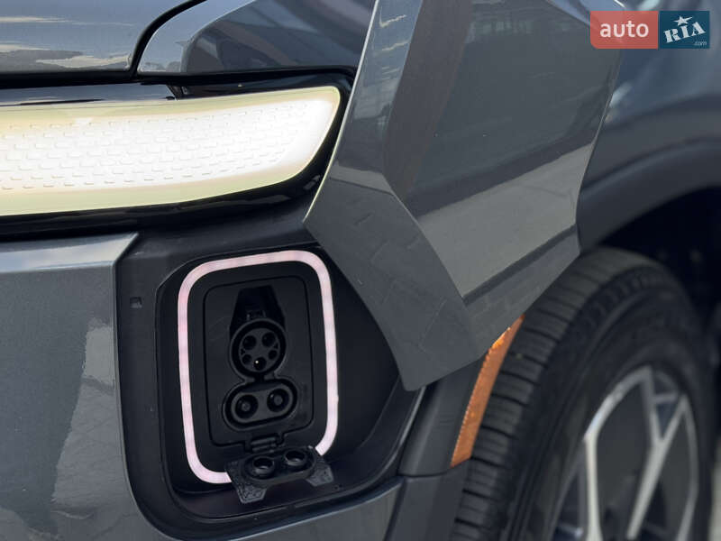 Пикап Rivian R1T 2022 в Луцке