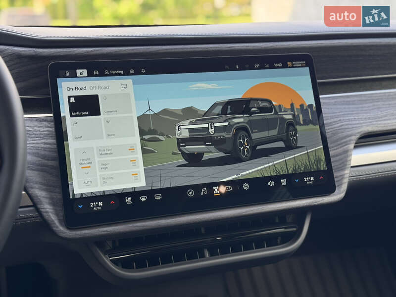 Пікап Rivian R1T 2022 в Луцьку