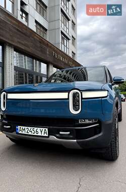 Пікап Rivian R1T 2022 в 