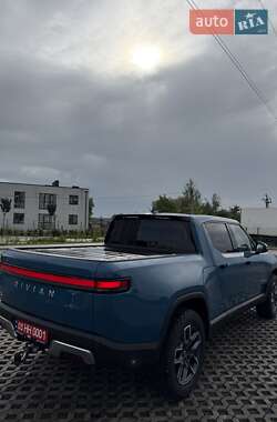 Пікап Rivian R1T 2022 в 