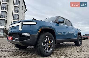 Пікап Rivian R1T 2022 в 