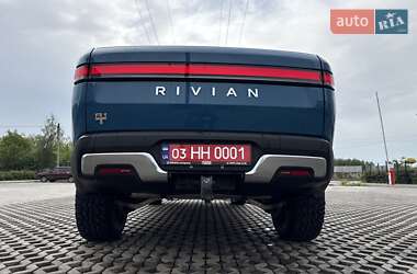 Пікап Rivian R1T 2022 в 