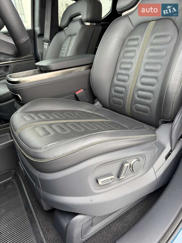 Пікап Rivian R1T 2022 в Луцьку
