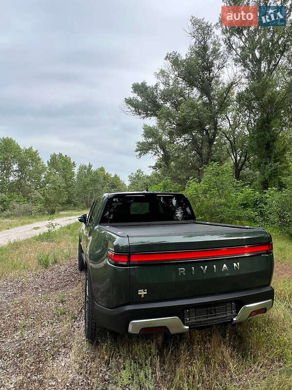 Пикап Rivian R1T 2022 в Днепре
