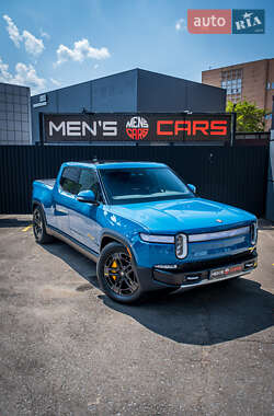 Позашляховик / Кросовер Rivian R1T 2022 в 