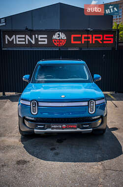 Позашляховик / Кросовер Rivian R1T 2022 в 