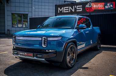 Позашляховик / Кросовер Rivian R1T 2022 в 