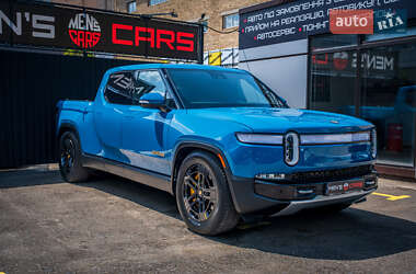 Позашляховик / Кросовер Rivian R1T 2022 в 