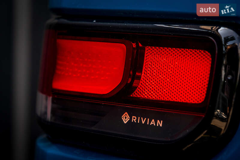 Внедорожник / Кроссовер Rivian R1T 2022 в Киеве