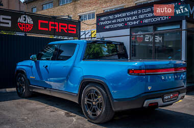 Позашляховик / Кросовер Rivian R1T 2022 в 