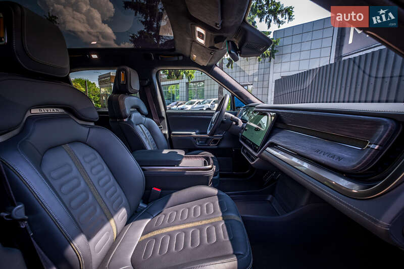 Внедорожник / Кроссовер Rivian R1T 2022 в Киеве