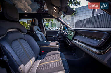 Позашляховик / Кросовер Rivian R1T 2022 в 