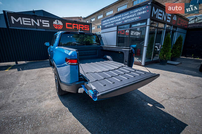 Внедорожник / Кроссовер Rivian R1T 2022 в Киеве