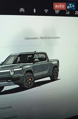 Пікап Rivian R1T 2022 в 