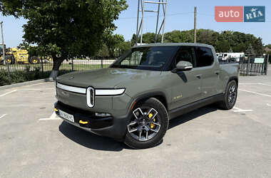 Пікап Rivian R1T 2022 в 