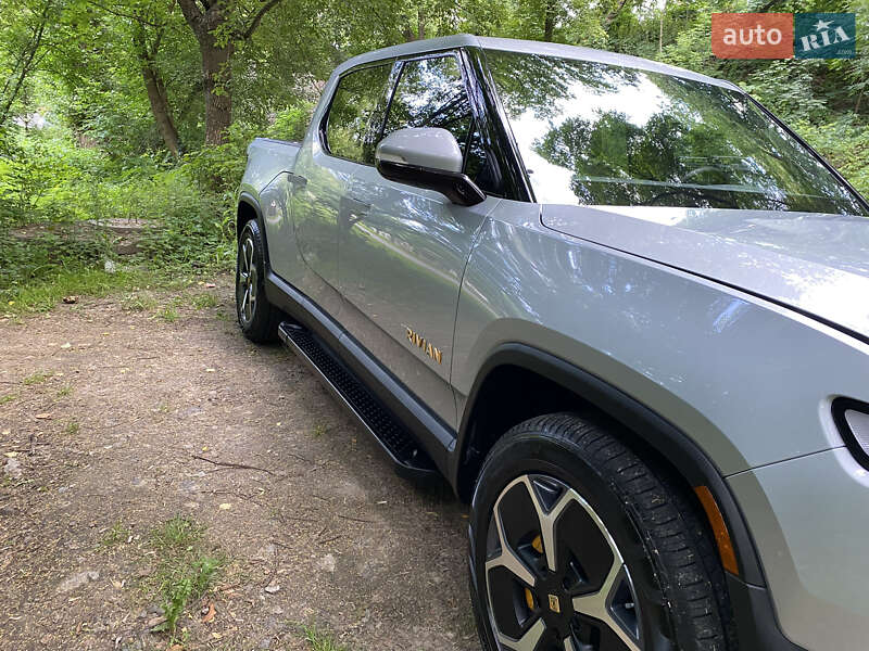Пикап Rivian R1T 2022 в Киеве