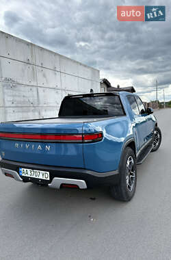 Пикап Rivian R1T 2021 в 
