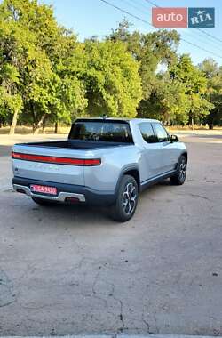 Пикап Rivian R1T 2022 в 