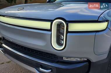 Пикап Rivian R1T 2022 в 