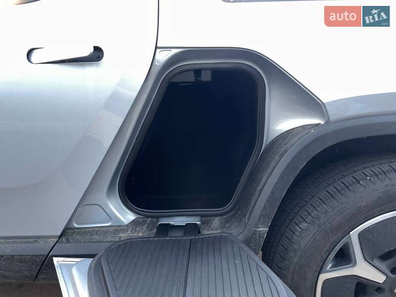 Пікап Rivian R1T 2023 в Києві