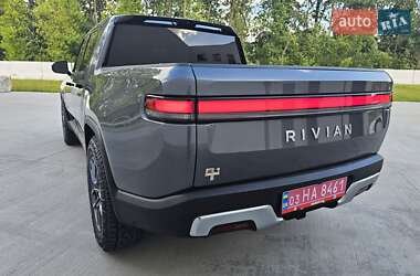 Пікап Rivian R1T 2022 в 