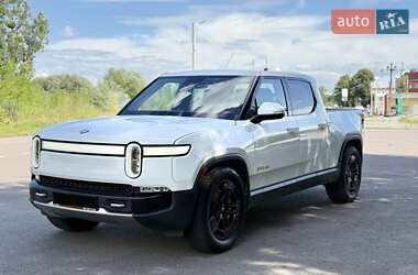 Пікап Rivian R1T 2022 в Львові