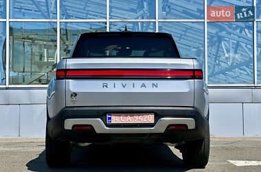 Пікап Rivian R1T 2022 в 