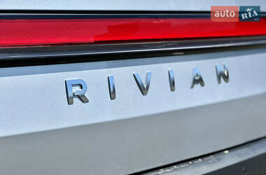 Пікап Rivian R1T 2022 в 