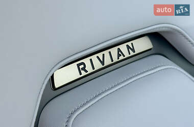 Пікап Rivian R1T 2022 в 