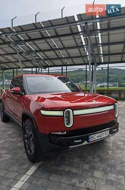 Пікап Rivian R1T 2023 в 