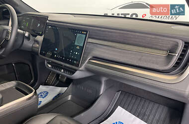Пікап Rivian R1T 2022 в 