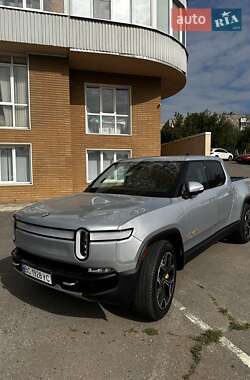 Пикап Rivian R1T 2023 в 