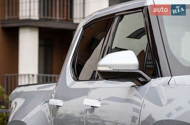 Пикап Rivian R1T 2023 в 