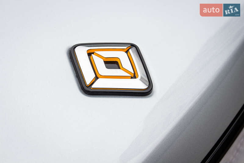 Пікап Rivian R1T 2023 в Львові