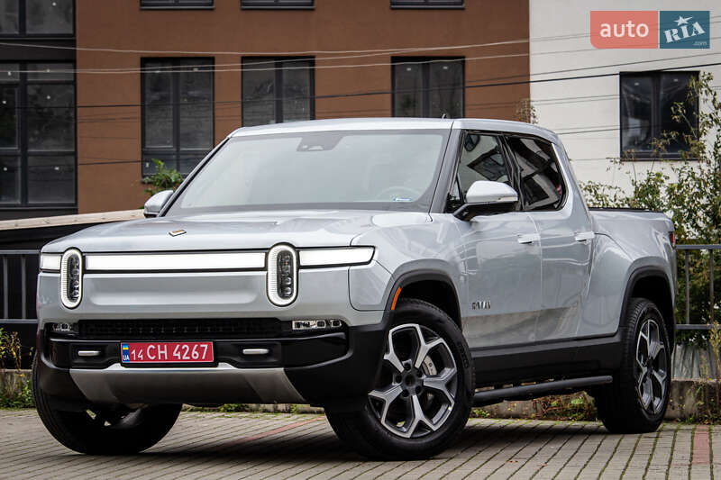 Пікап Rivian R1T 2023 в Львові