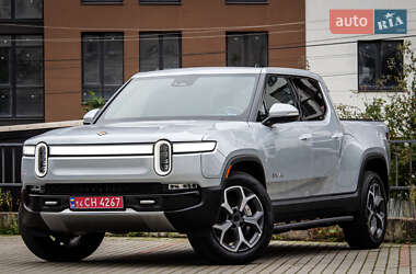 Пикап Rivian R1T 2023 в 