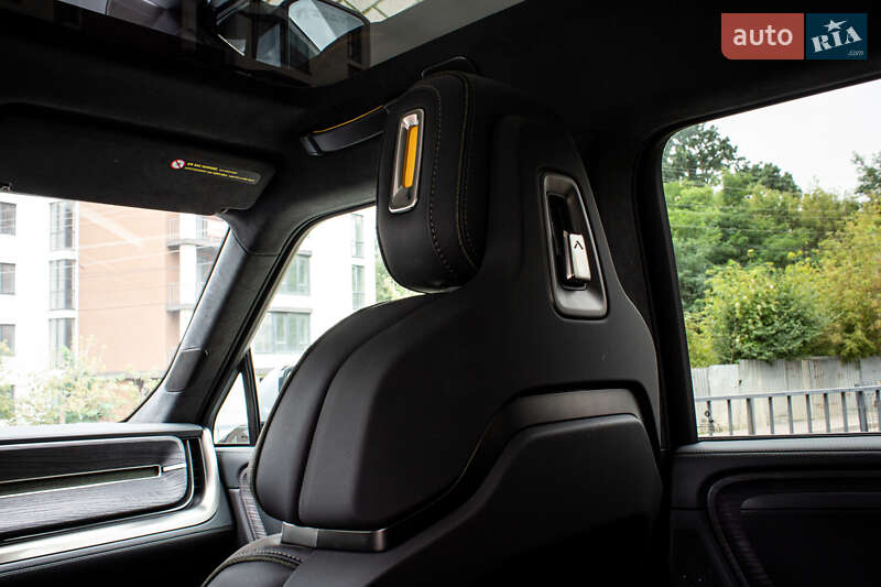 Пікап Rivian R1T 2023 в Львові
