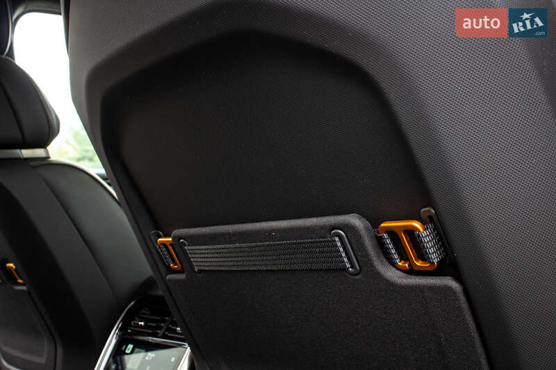 Пікап Rivian R1T 2023 в Львові