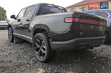 Пікап Rivian R1T 2023 в 