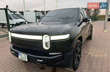 Пікап Rivian R1T 2022 в 