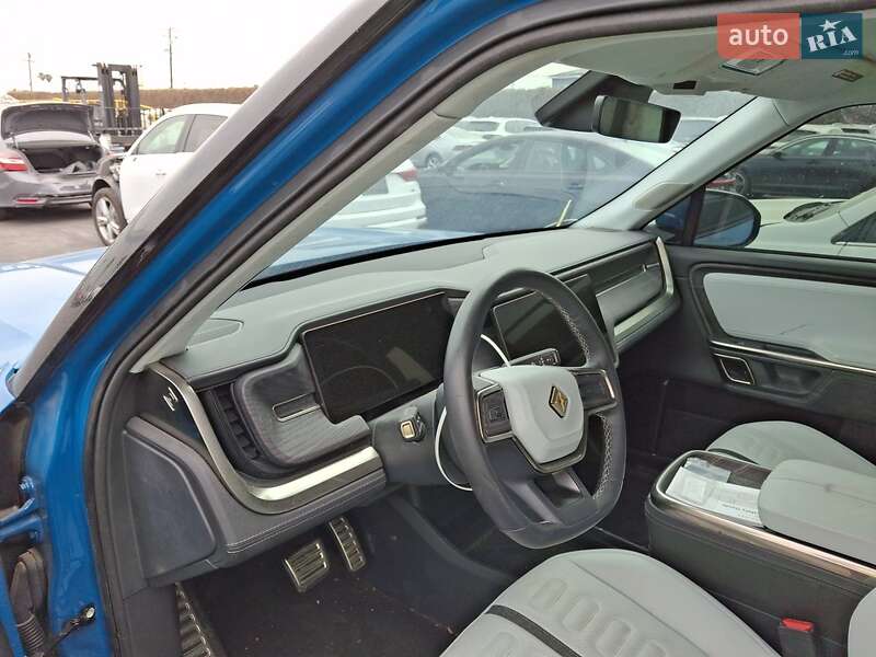 Пикап Rivian R1T 2023 в Ирпене