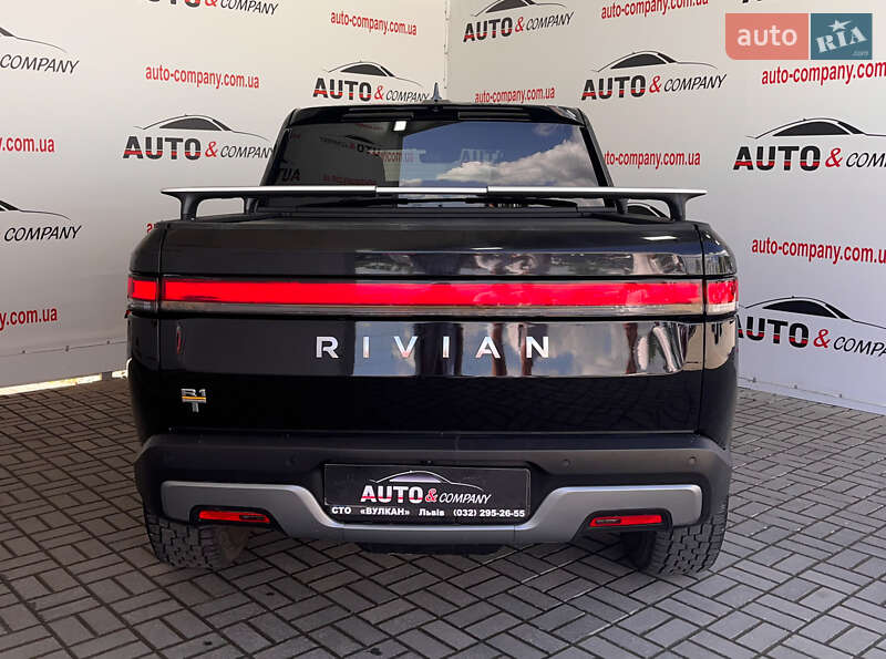 Пікап Rivian R1T 2022 в Львові