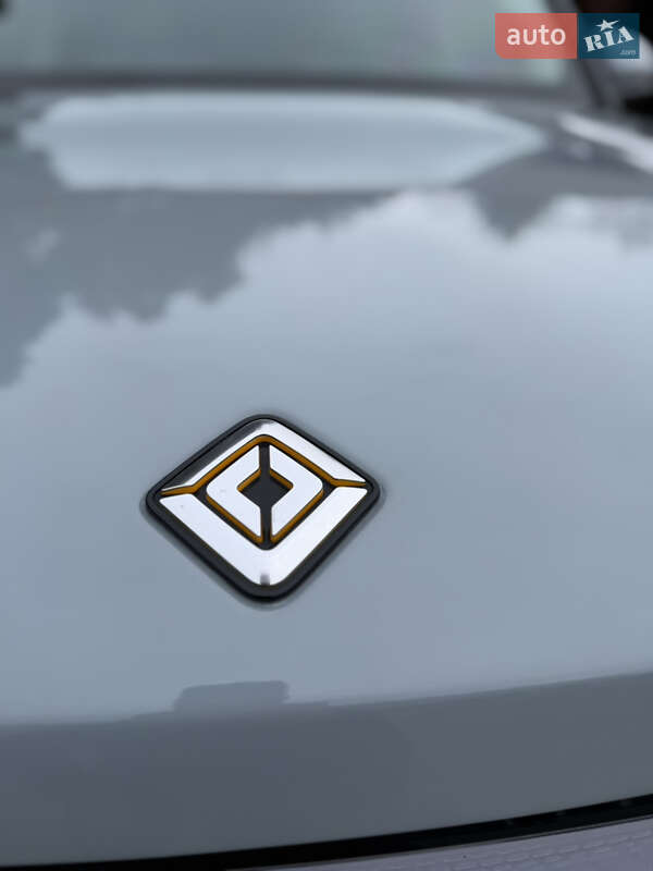 Пікап Rivian R1T 2022 в Львові